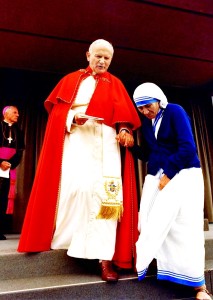 Papa Gjon Pali i II ne Shqiperi Dhe Madre Tereza e Kalkutes