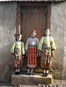 Fëmijët serbë me veshje tradicionale - Prizren 1913