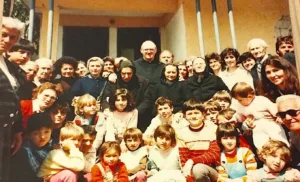 Ditët e para të rihapjes së kishës katolike në Vlorë